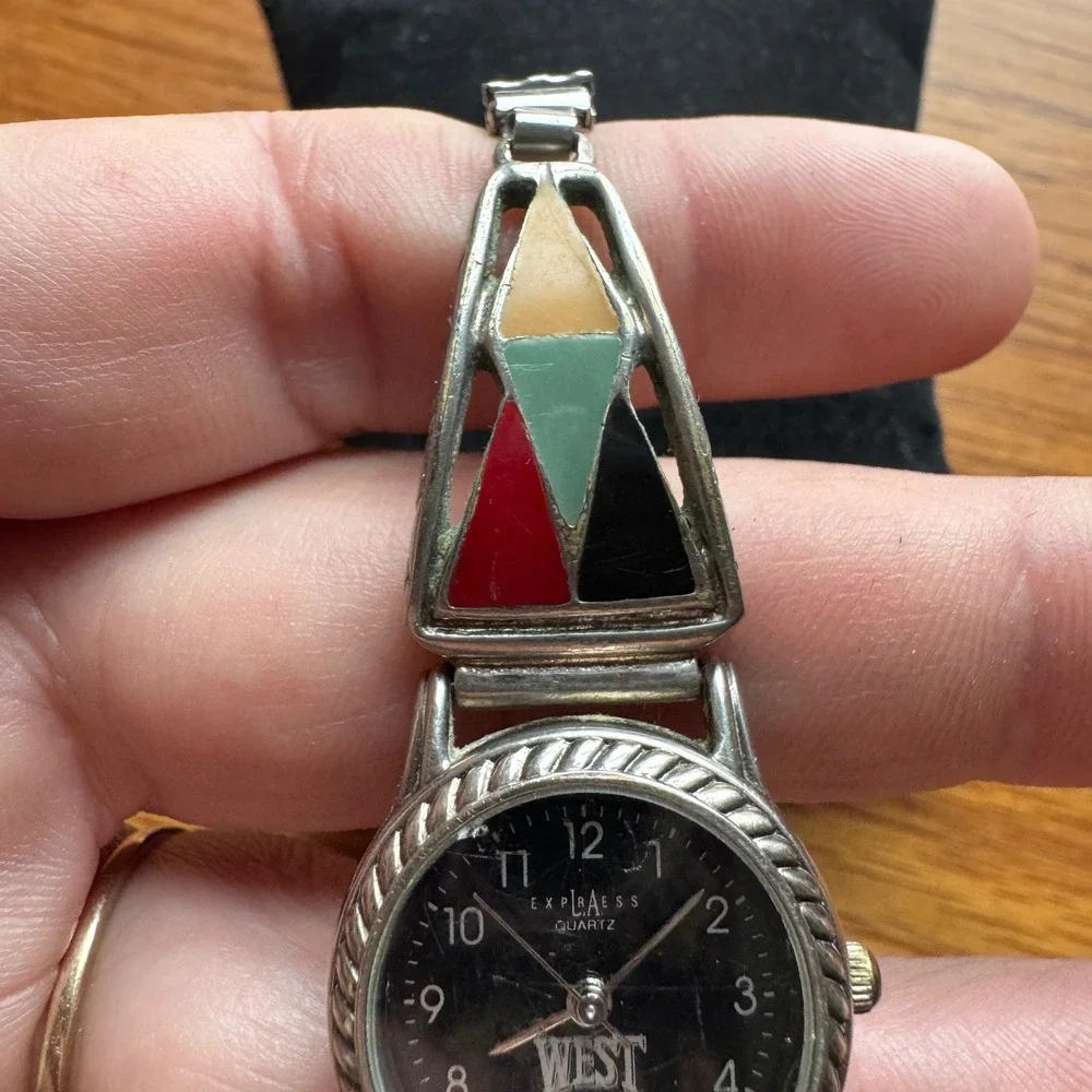 L.A.Express West Vintage Ladies Watch LAX809 Silver‎ Tone Enamel Band